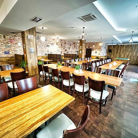 Aparthotel Olympland Trutnov Eksteriør billede